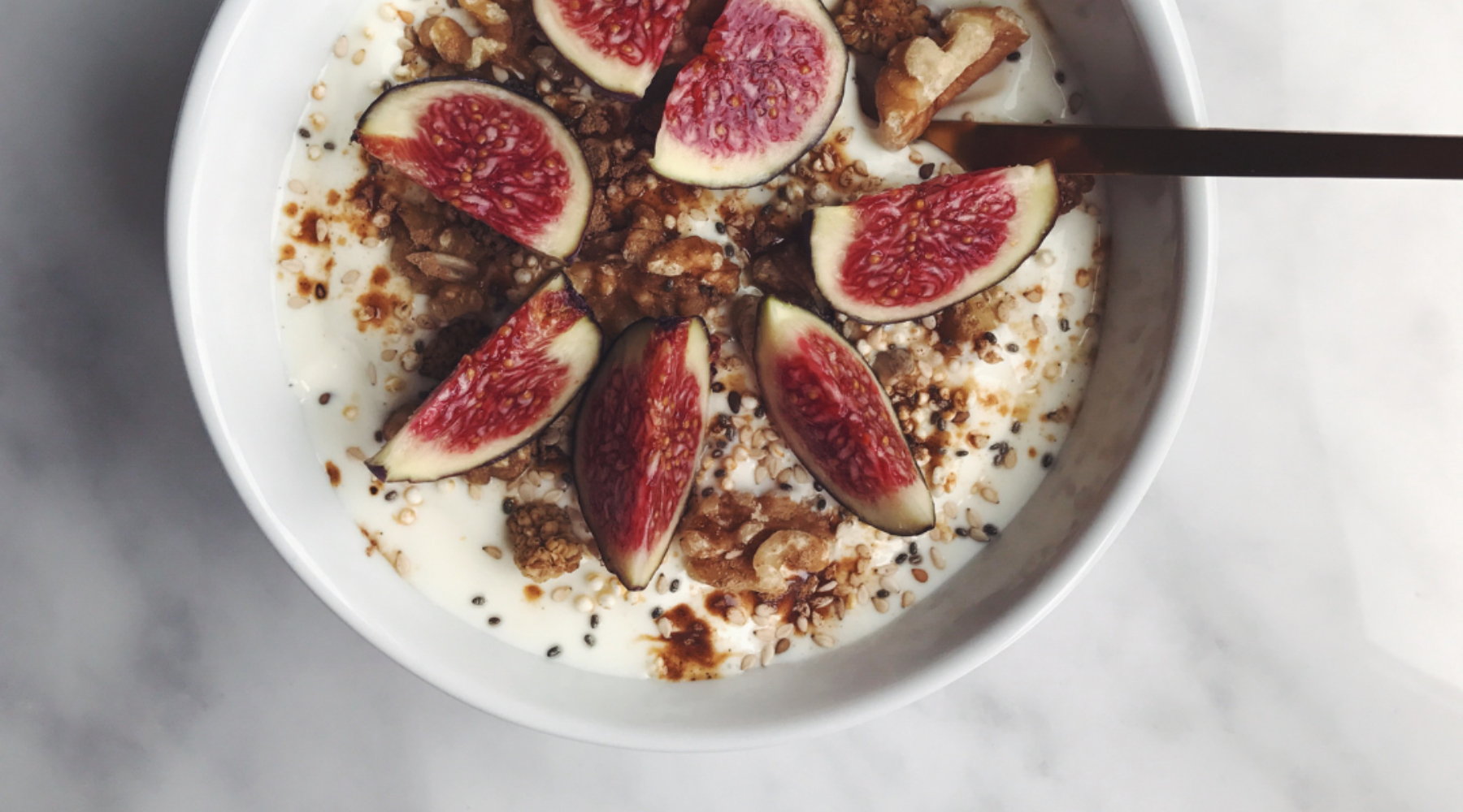 Warum Frauen oft zu wenig Protein essen – und was das mit Energie, Haut und Hormonen zu tun haben kann